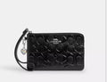 NWT Coach Corner Zip Wristlet In Signature Leather With Heart Charm In Silver/Black