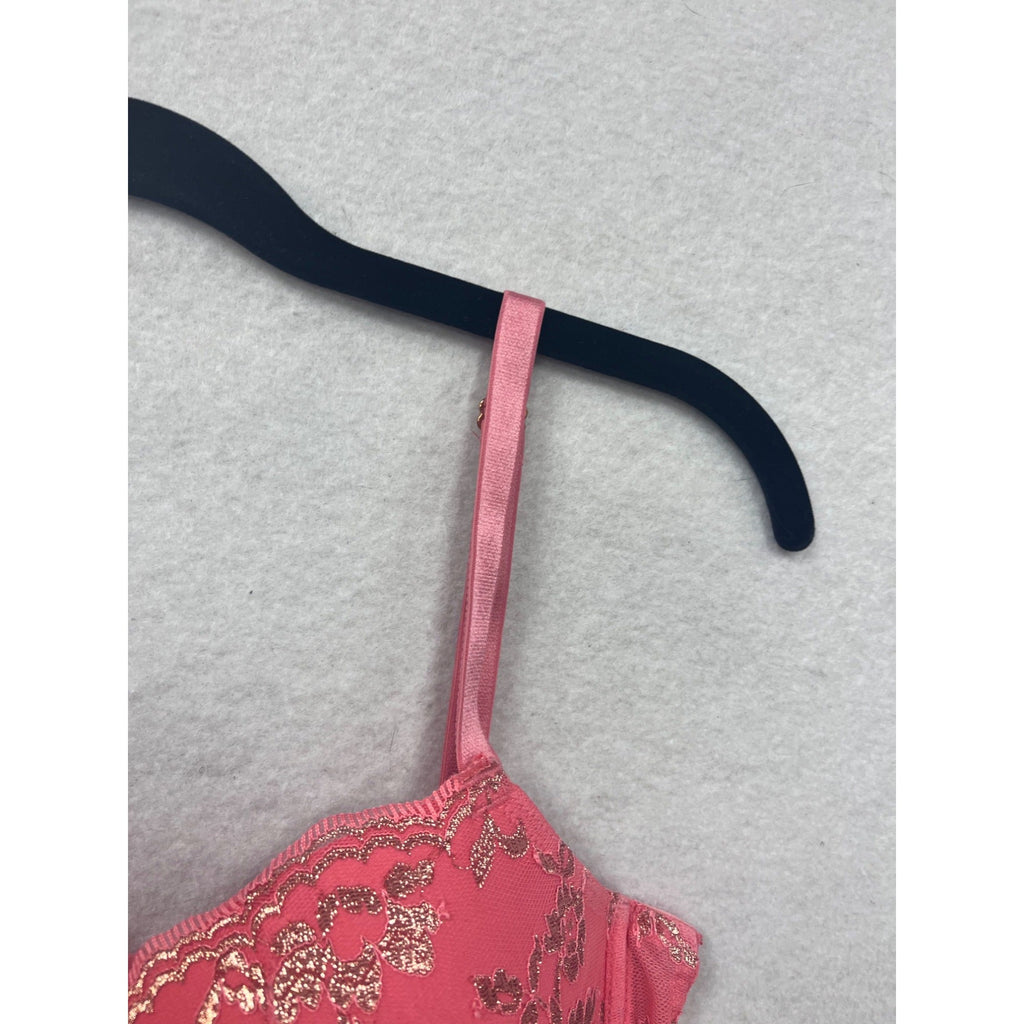 Victorias Secret 32DD Pink Floral Lace Underwire Bra With Metallic Accents Adjustable Straps Hook Closure #6831
