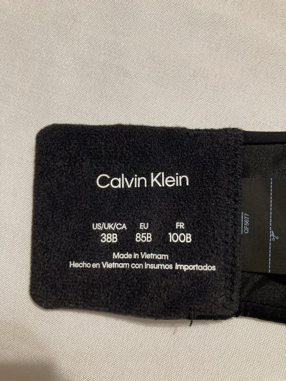 CALVIN KLEIN Perfectly Fit Strapless Convertible Push-Up Bra BLACK 38B