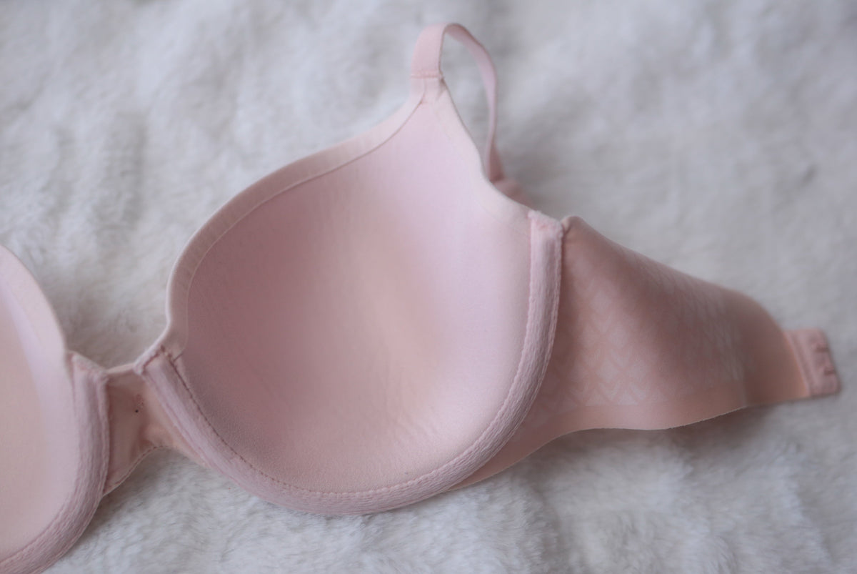 Victoria's Secret 32D Lined Semi-demi T-shirt Bra Light Pink